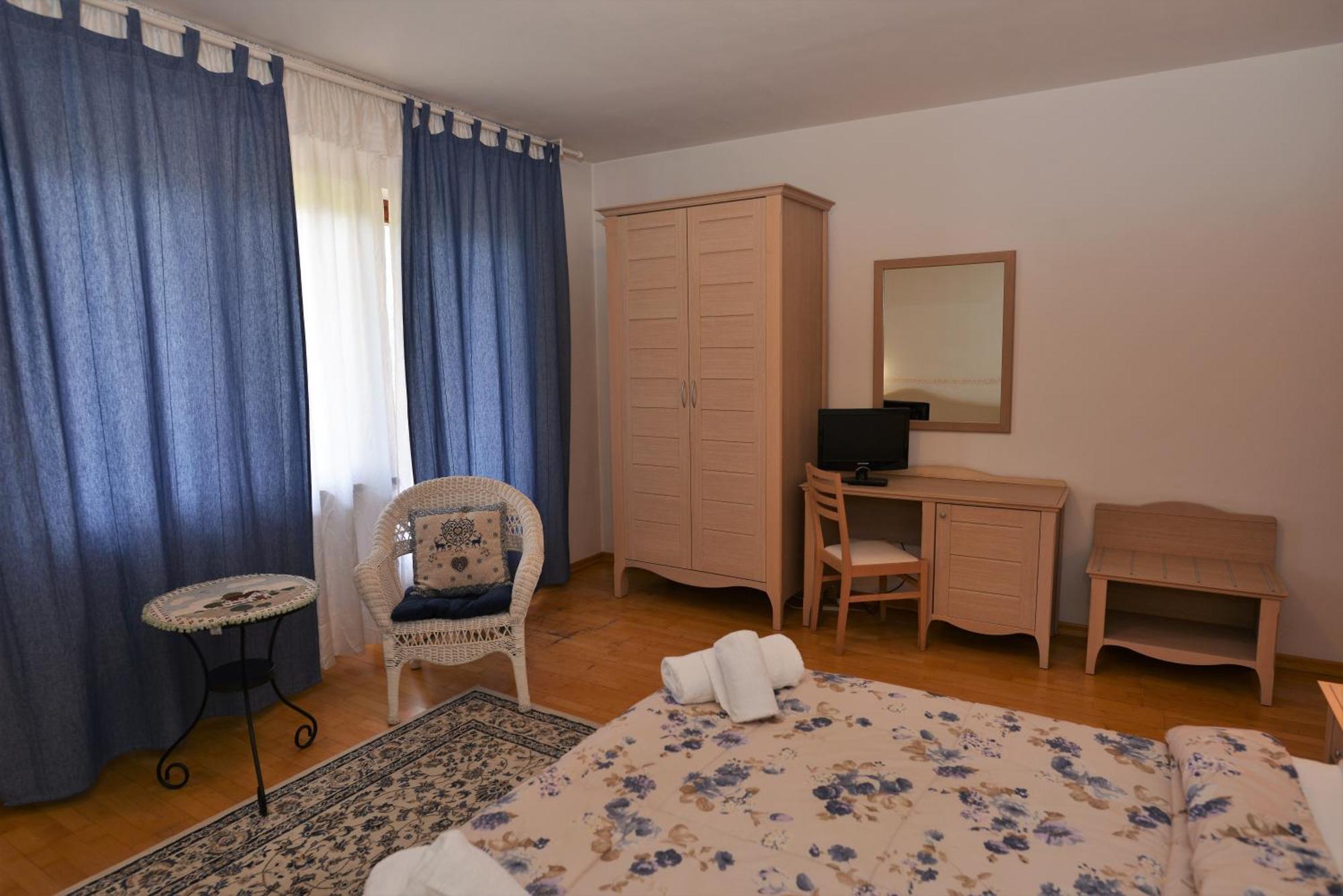 Hotel Marianna Рокка-П'єторе Екстер'єр фото