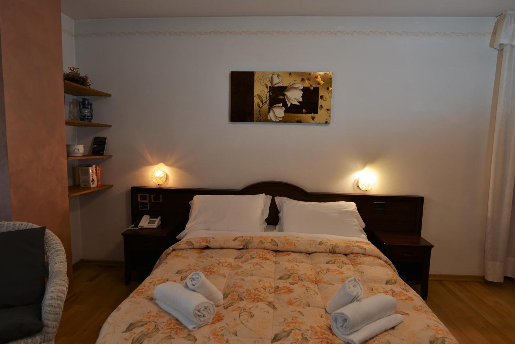 Hotel Marianna Рокка-П'єторе Екстер'єр фото
