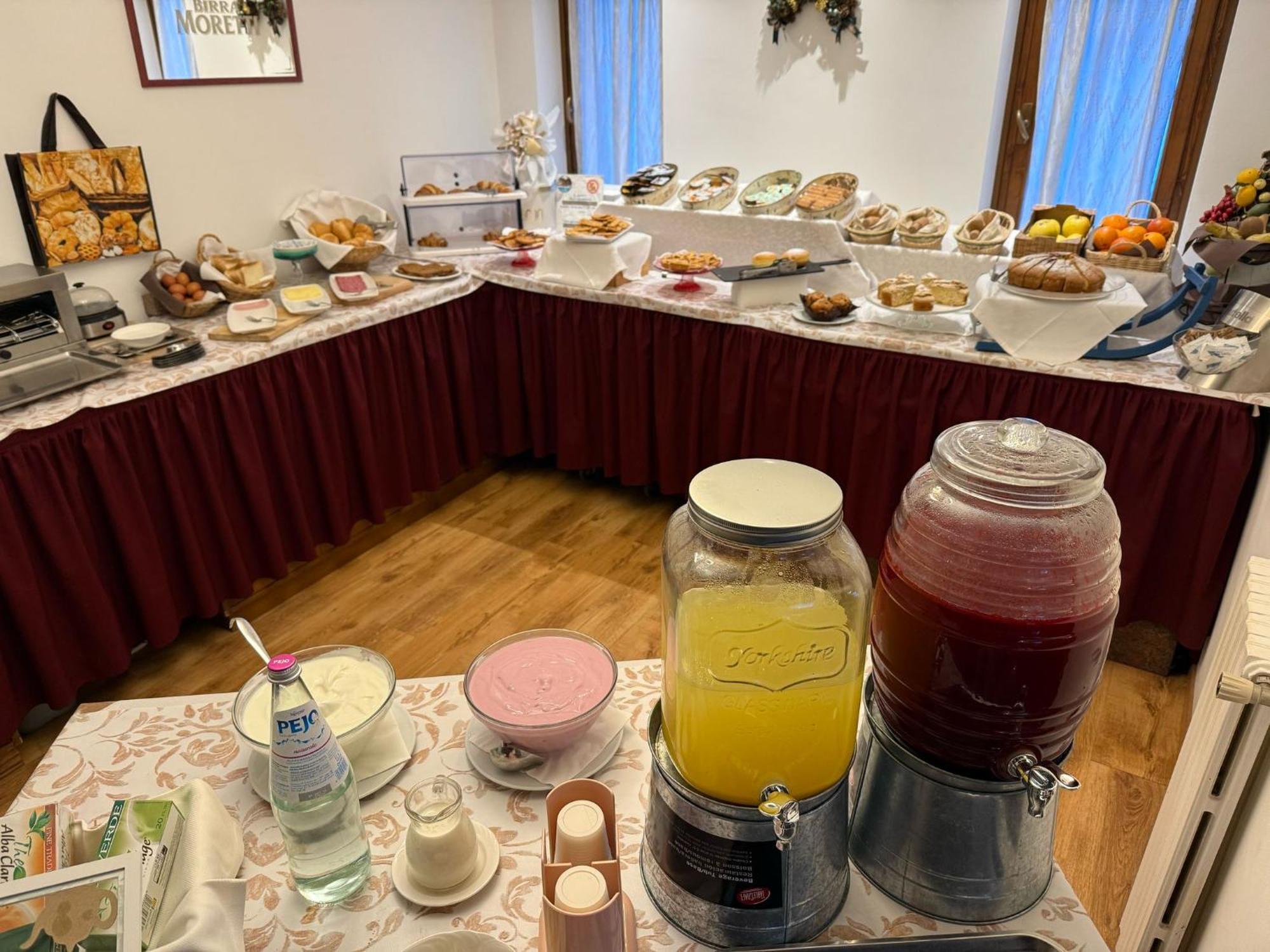 Hotel Marianna Рокка-П'єторе Екстер'єр фото